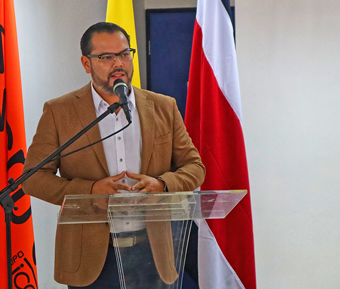 ICE inicia plan piloto con baterías para almacenamiento de electricidad